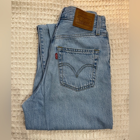 HIGH LOOSE TAPER FIT WOMEN'S JEANS size 24 light wash - Picture 4 of 10